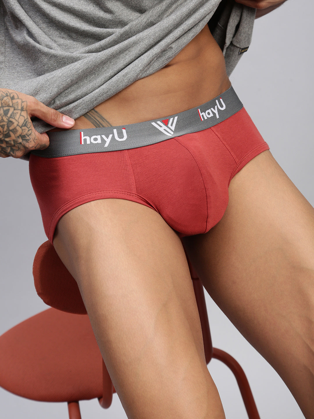 2PC PACK OF PHANTOM BLACK & EARTHY RED MEN COTTON STRETCH BRIEF